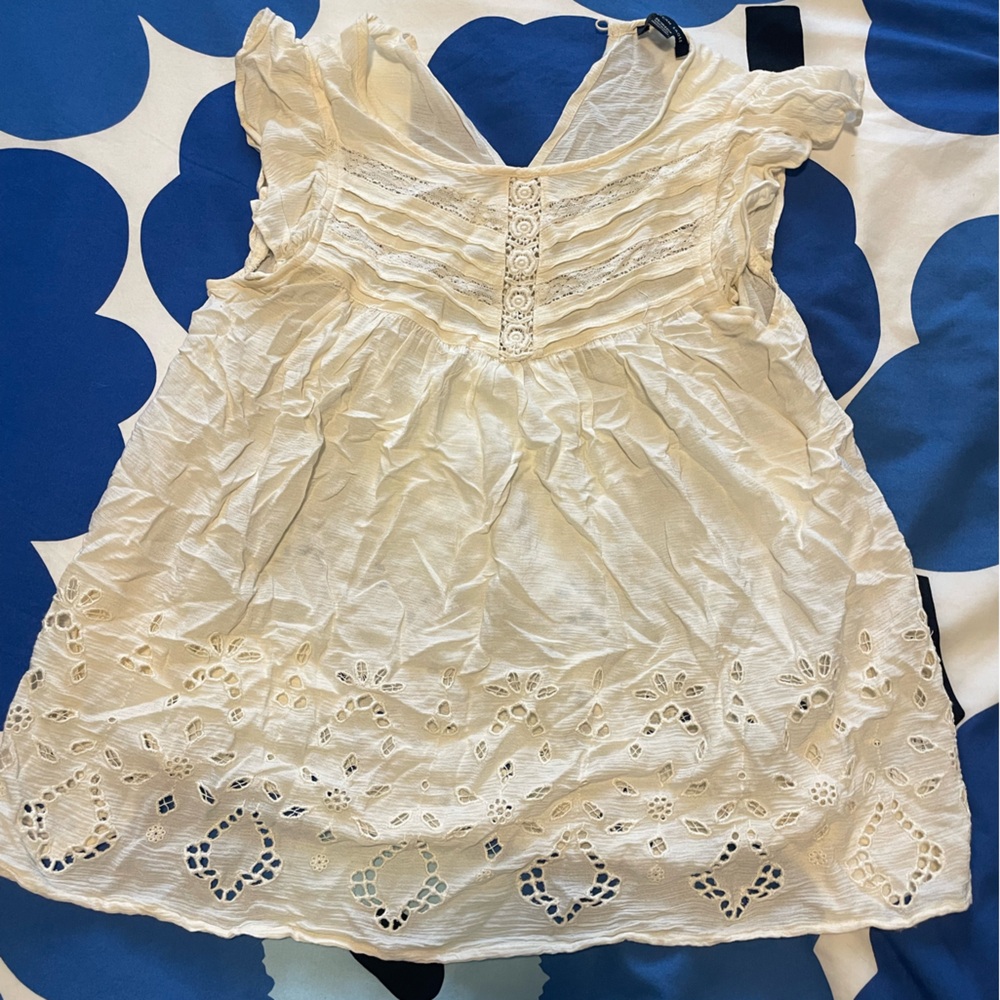American eagle XS cute designed tank with ruffle